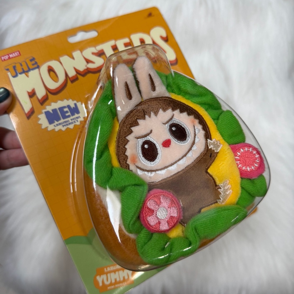 Pop Mart Labubu The Monsters Wacky Mart Series Sandwich Mini Bag Figure